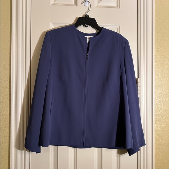 Professional Women’s Suit - Smoky Purple - Picture 2 of 16